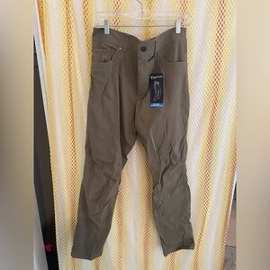 NWT - Kuhl - Revolvr Rogue Pants - Fossil - 34x34